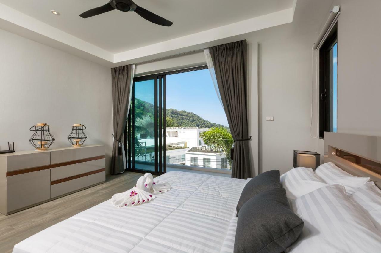 Twin Villas Seaview Kata Eksteriør bilde